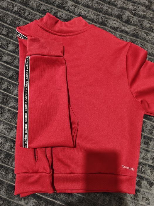 Суитчър adidas и клин