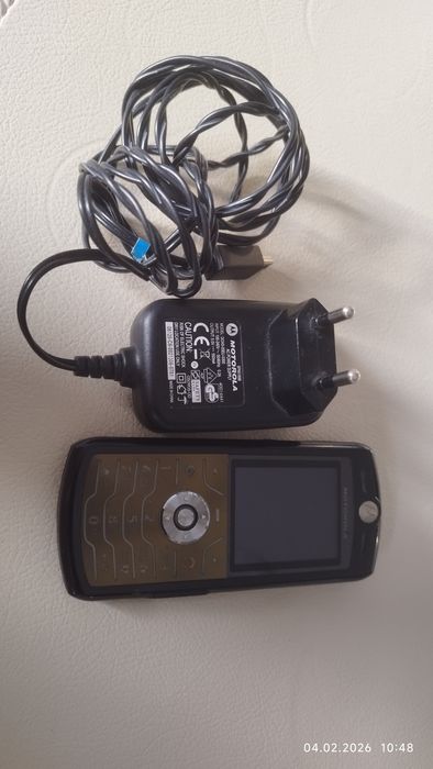 Мобильный телефон Motorola l7