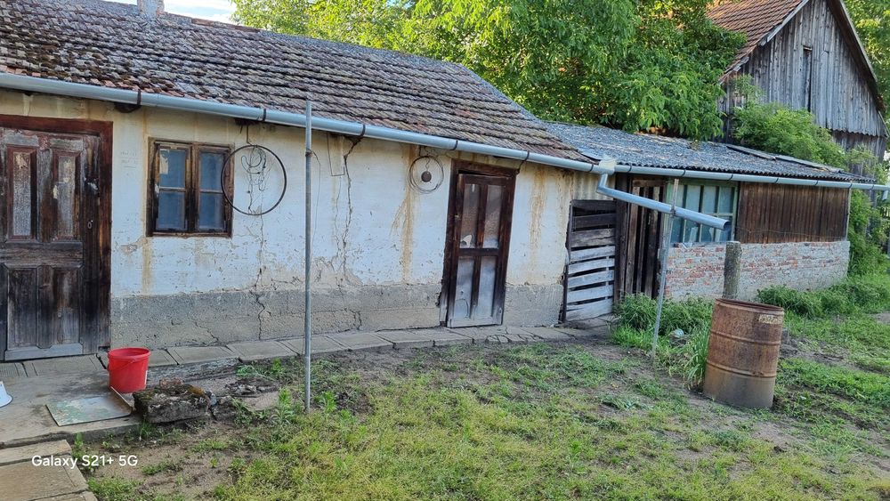 Casa familiala de vanzare