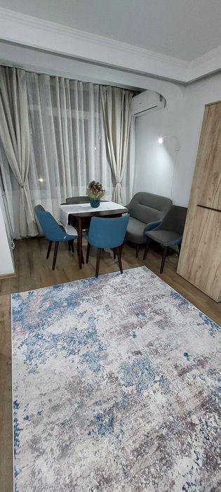 Închiriez garsoniera