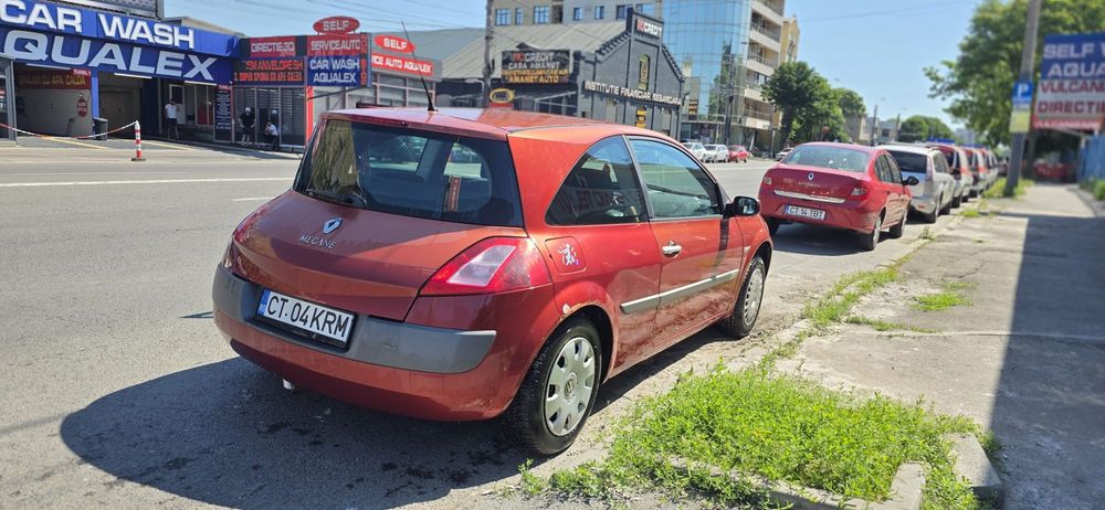 RENAULT Megane
