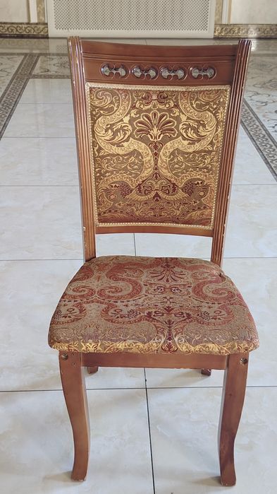 Продам стулья 150шт б/у