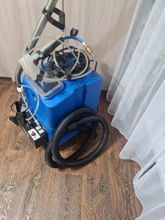 Ковровый экстрактор Sabrina  Santoemma: