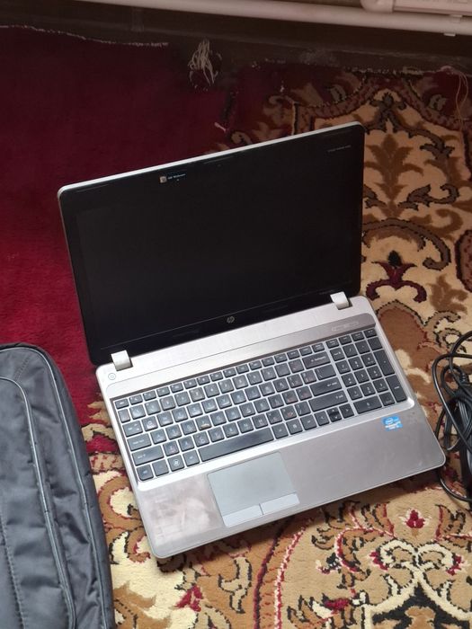 Hp 16 dyum. Core i3. Chidamli. Eski.