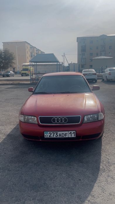 Продам автомашину Ауди А4 срочно
