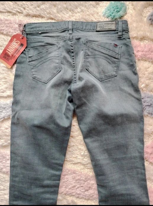 Blugi Tommy Hilfiger