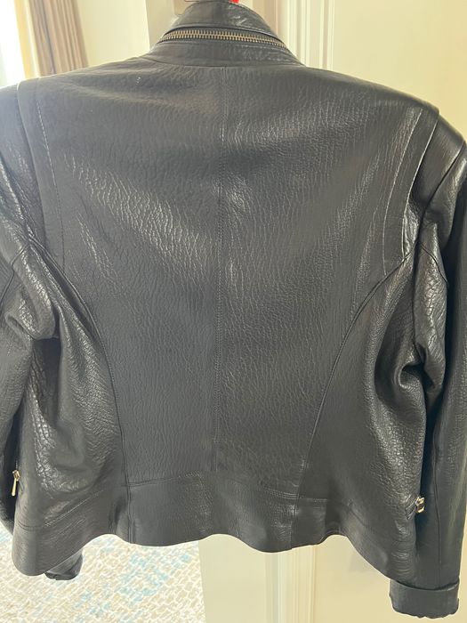 Продам кожаную куртку