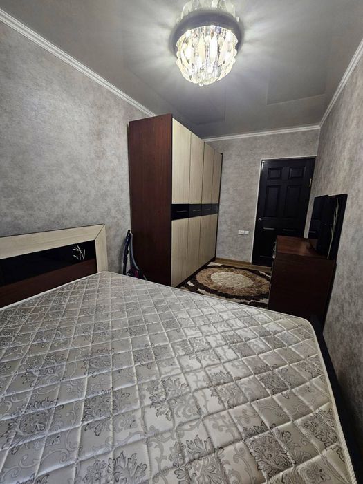 2/5/5 Новомосковская,99 школа, кирпич,чистая,мебель техника,балкон 2*6