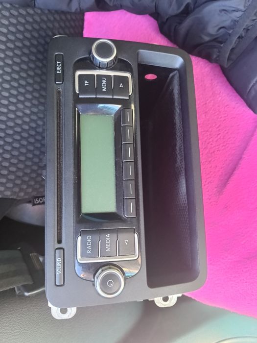Radio CD auto Volkswagen Tiguan original