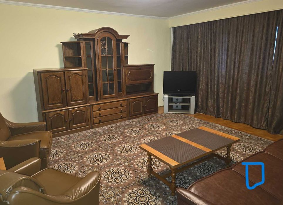Apartament cu doua camere decomandat si spatios in Fratii Golesti