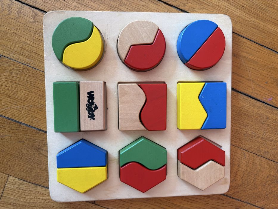 Дървени играчки - влакчета, пъзели