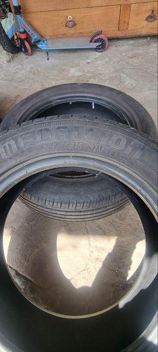 Продавам Гуми 205 55 16