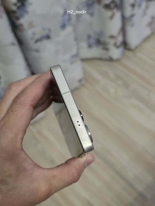 Сотилади Samsung S25 ultra 256 Gb