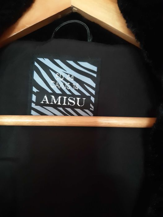 Дамски елек New Yorker, от  пухкав материал и кожа