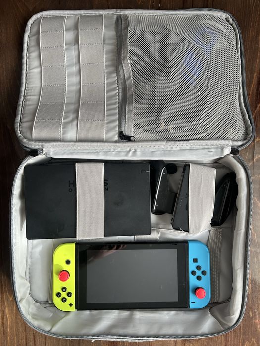 Nintendo Switch + 22 игры + 256 гб microSD