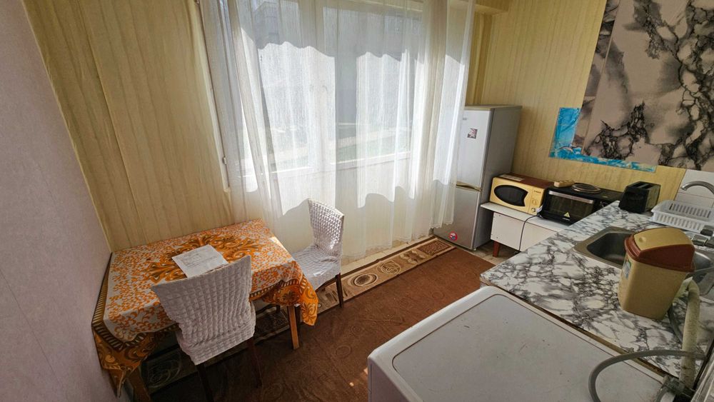 Дава се под наем Двустаен апартамент в Разград, Орел - 62 кв.м за 179.52 € - Снимка #2