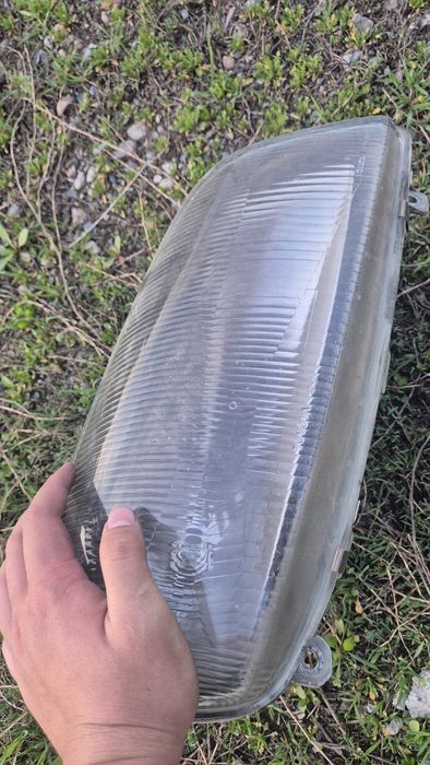 Фары на Toyota rav4 98