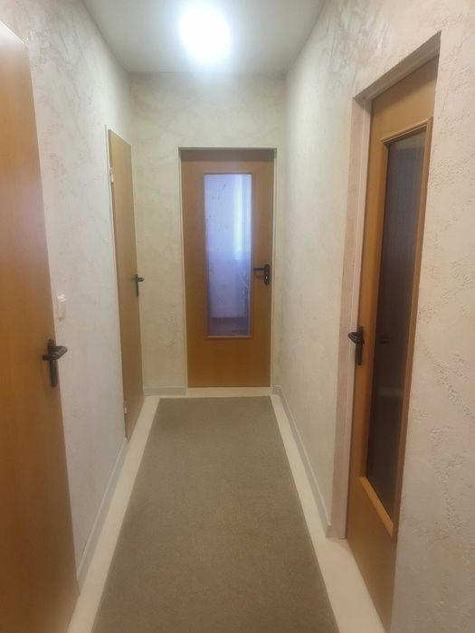 Дава се под наем Двустаен апартамент в Шумен, Пазара - 60 кв.м за 336.6 € - Снимка #2