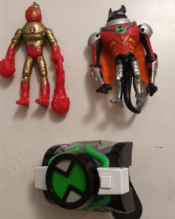 Ben 10 екшън фигури и играчки