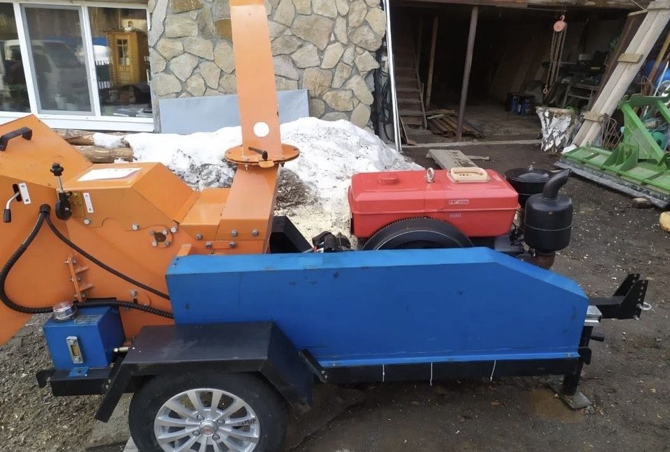 Дробилка бензиноя