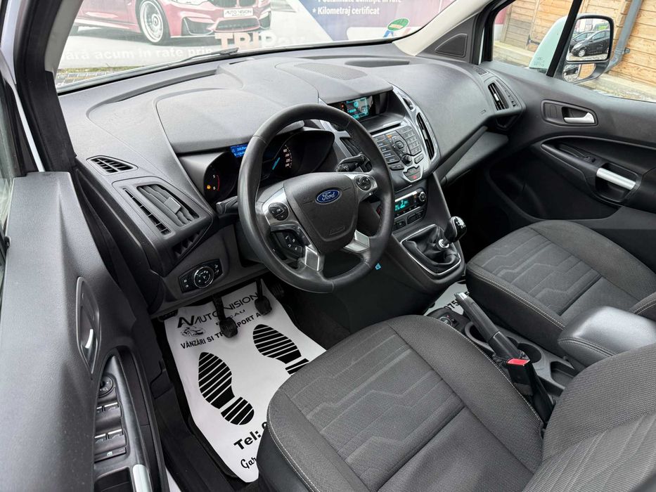 *RATE*Ford Tourneo Connect Grand maxi 7loc 1.6TDci 116CP 06/2015 TOP!