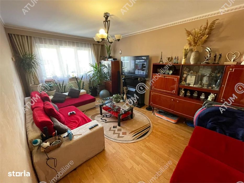 Apartament cu 3 camere decomandate in zona Vasile Aaron Sibiu