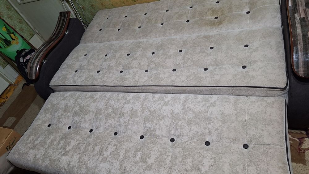 Диван 2 кресла  среднее состояние