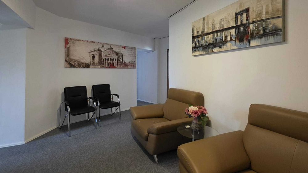 UNIVERSITATE - PROPRIETAR, BLOC 1980, AP 4 camere decomandat
