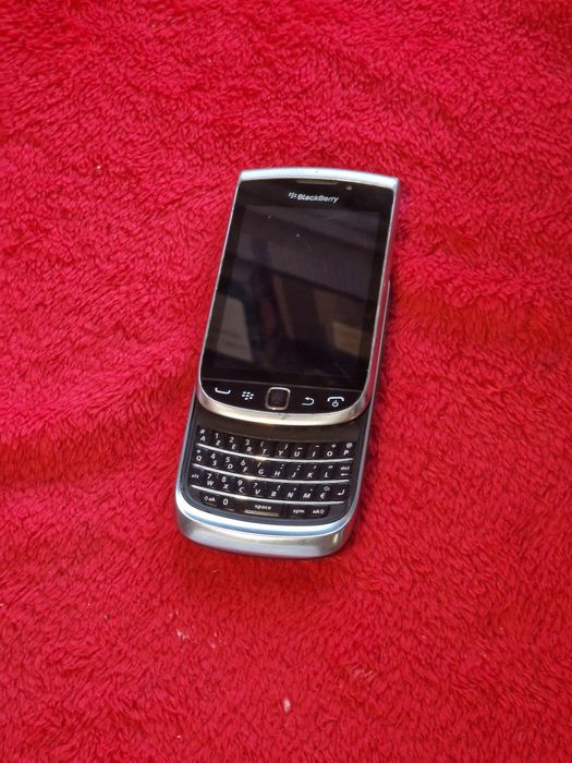 Telefon BlackBerry slide pentru piese sau colecție