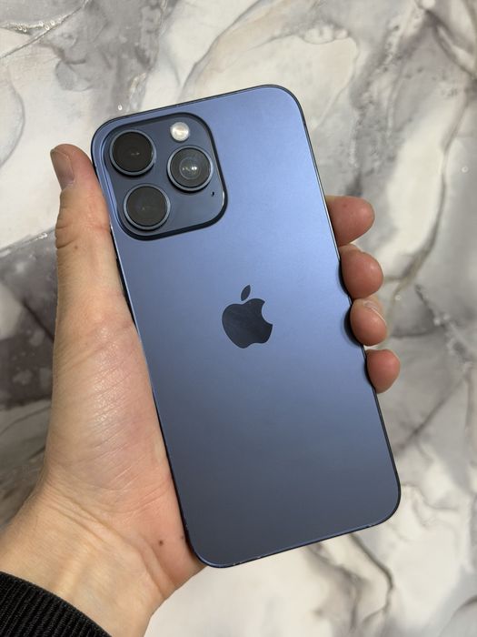 iPhone 15 Pro Max. 100 % 256 gb