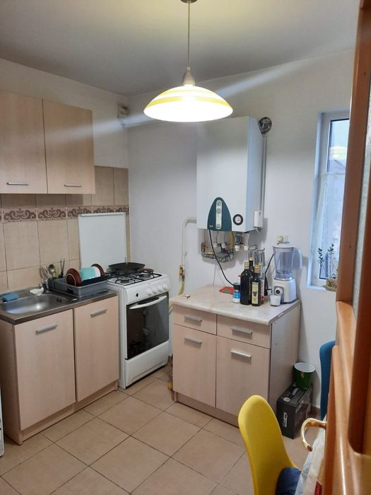 Inchiriez apartament 1 camera zona centrala,mobilat,utilat complet!