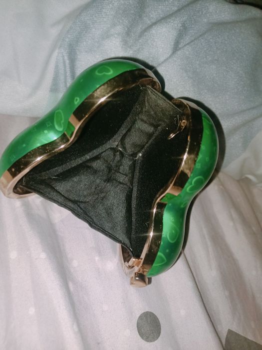 Продам косметички за 1.500