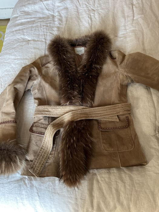 Дамско яке , естествен велур с кожа от лисици