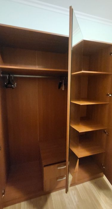 Спальный гарнитур