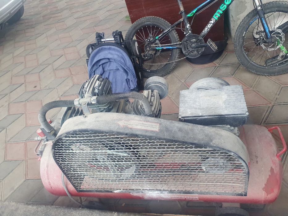 Продам компрессор