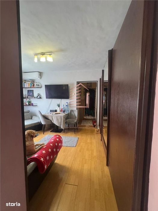 Apartament 3 camere in Rogerius la etajul 1
