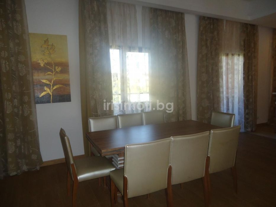 Дава се под наем Многостаен апартамент в София, Витоша - 258 кв.м за 1600 € - Снимка #3