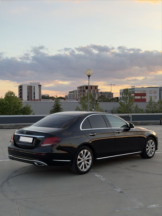 Mercedes e220 4-matic