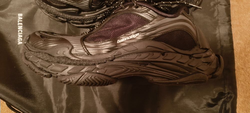 Balenciaga triple s2