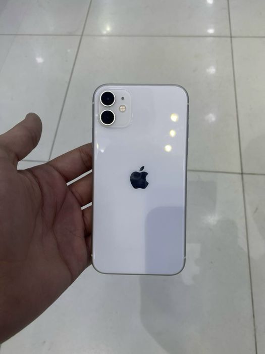 Iphone 11  naxtga ham nasiyaga ham bor
