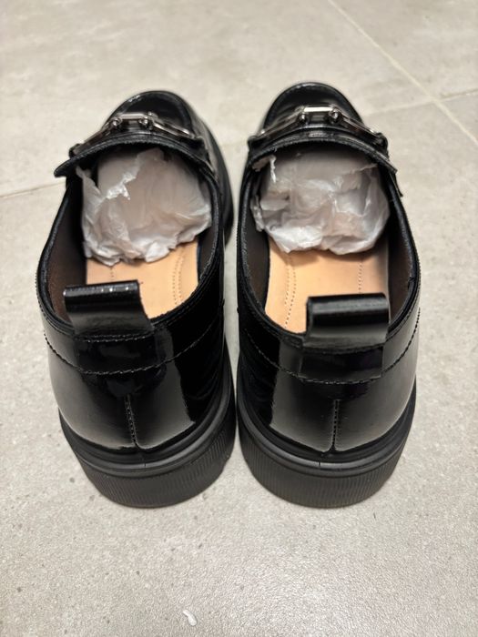 Pantofi eleganti