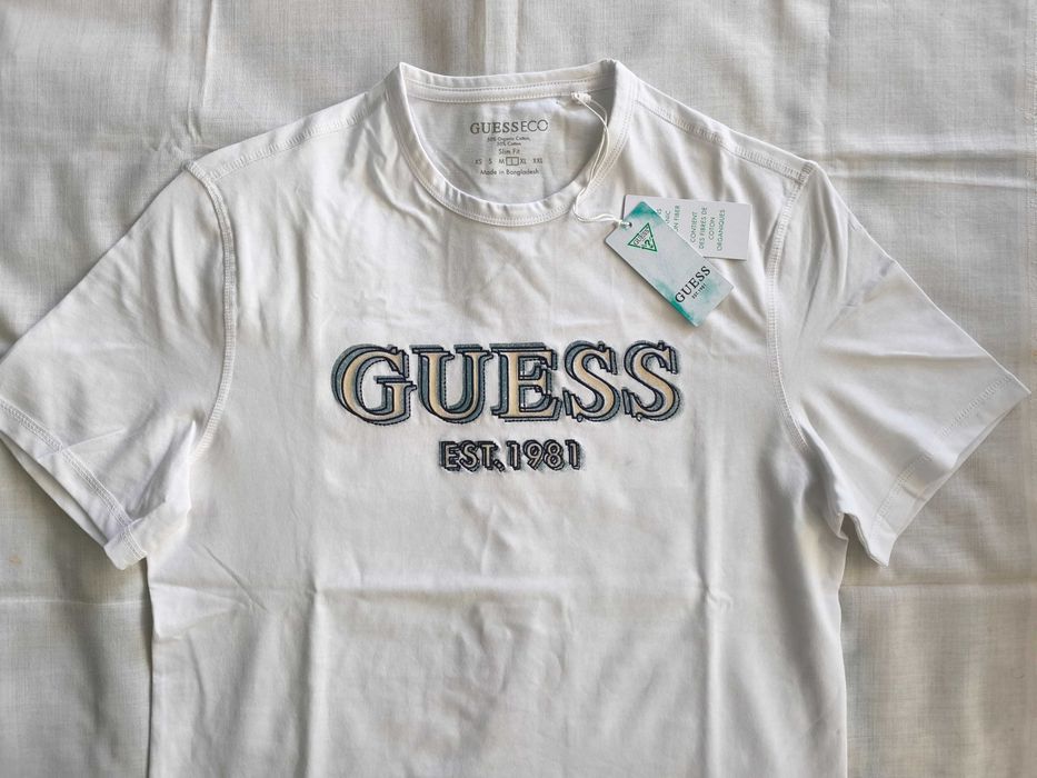 Tricou     Guess