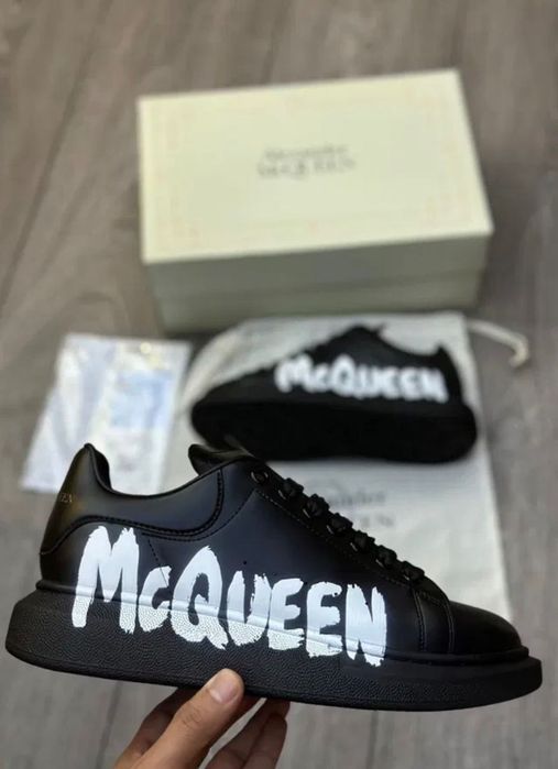 Adidasi Alexander Mcqueen Negru Alb