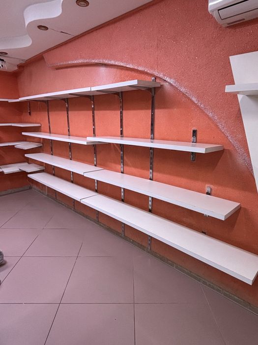Продам оборудование , полки шкафы