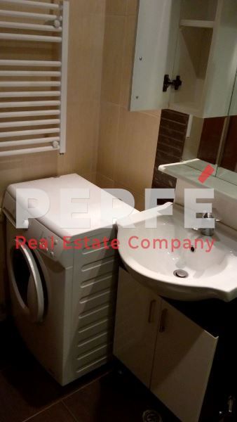 Дава се под наем Двустаен апартамент в Бургас, Зорница - 70 кв.м за 408 € - Снимка #4