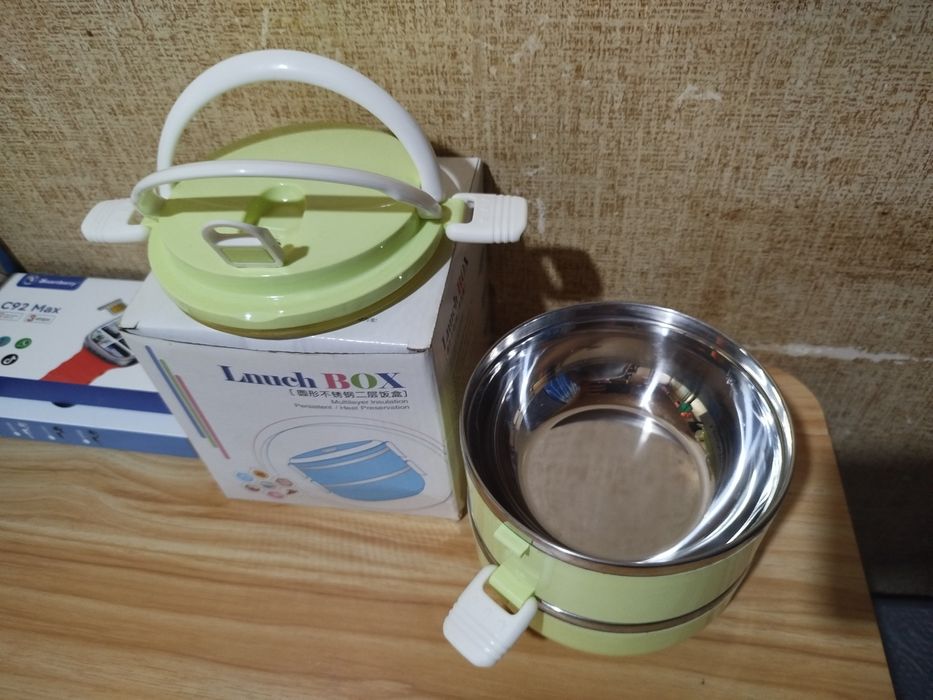 Продам ланч бокс в отличном состоянии,  пользовались мало