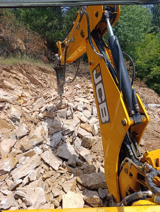 Услуги с багер  Стара Загора