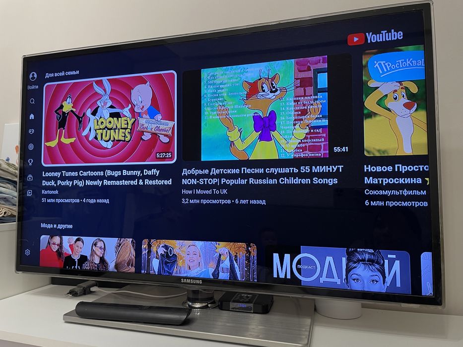 Телевизор Smart TV