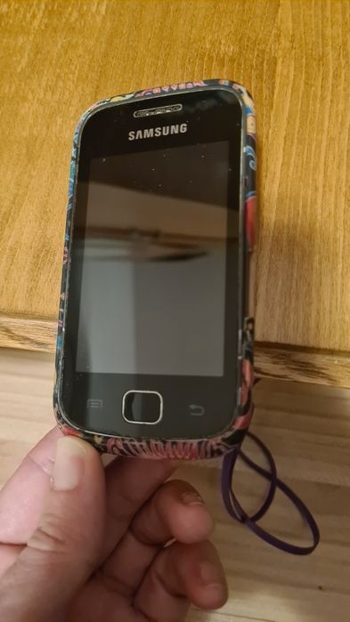 Samsung S8, J6+, Gio, SonyEricsson, Motorola  , cutii telefoane,  foli
