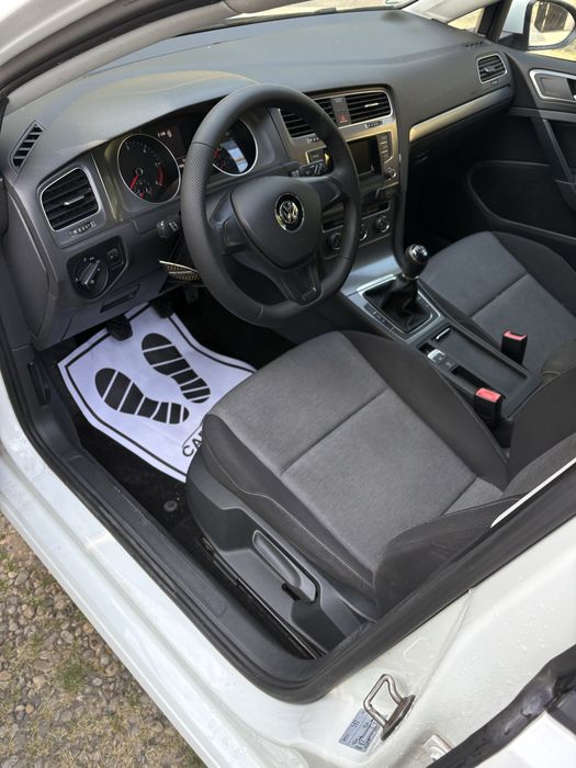 Volkswagen Golf 1.6 TDI an 2014 oferta 4850 Euro